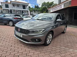 Cinza escuro Usado 2020 Fiat Tipo Lounge | € 13.950 (Preço elevado)