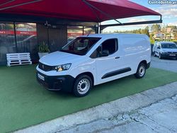 Branco Usado 2019 Peugeot Partner Van | € 9.950 (Preço justo)