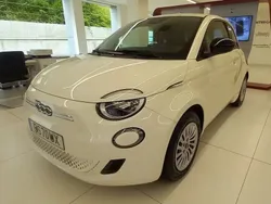 Branco Novo 2025 Fiat 500e Red Citadino | € 26.500 (Preço justo)