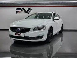 Branco Usado 2016 Volvo V60 Momentum Carrinha | € 16.990 (Preço justo)
