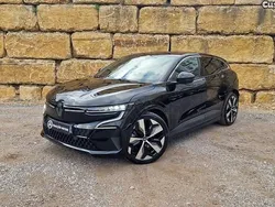 Preto Usado 2023 Renault Mégane Techno SUV | € 32.950 (Preço justo)