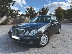 Usado 2002 Mercedes E220 Classic Sedan | € 7.500