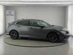 Cinzento Usado 2021 Honda Civic Elegance | € 23.400 (Preço justo)