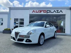 Branco Usado 2012 Alfa Romeo Giulietta Exclusive Citadino | € 9.900 (Bom preço)