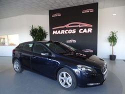 Azul Usado 2016 Volvo V40 Momentum Carrinha | € 18.400 (Caro)