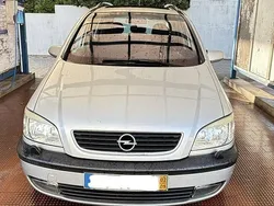 Usado 2002 Opel Zafira Monovolume | € 2.500