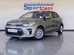 Verde Usado 2020 Kia Rio Urban | € 14.450 (Preço justo)