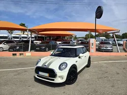 Branco nacarado Usado 2016 Mini ONE Citadino | € 13.950 (Preço justo)