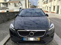 Preto Usado 2017 Volvo V40 Carrinha | € 13.000 (Preço justo)