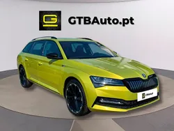 Amarelo Usado 2022 Skoda Superb SportLine Carrinha | € 37.499 (Caro)