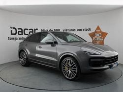 Cinzento Usado 2019 Porsche Cayenne Turbo S SUV | € 122.750