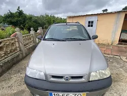 Usado 2005 Fiat Strada Carrinha | € 3.500