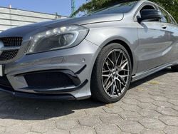 Usado 2012 Mercedes A200 AMG Sedan | € 16.500 (Preço elevado)