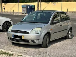 Cinzento Usado 2003 Fiat Stilo Citadino | € 3.500