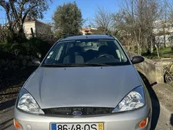 Usado 2000 Ford Focus Sedan | € 1.900 (Preço justo)