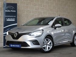 Cinza Usado 2021 Renault Clio V Intens | € 14.900 (Preço justo)