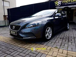 Cinzento Usado 2014 Volvo V40 Carrinha | € 12.900 (Preço justo)