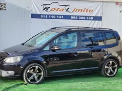 Preto Usado 2010 VW Touran Monovolume | € 10.500