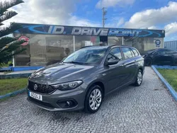 Cinzento Usado 2020 Fiat Tipo Lounge Carrinha | € 11.900 (Preço justo)