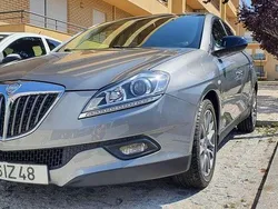 Usado 2010 Lancia Delta Sedan | € 3.450