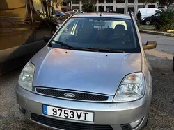 Usado 2003 Ford Fiesta Citadino | € 2.000 (Super Preço)