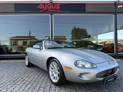 Cinzento Usado 2000 Jaguar XK | € 35.000