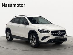 Branco Usado 2024 Mercedes GLA180 SUV | € 49.500 (Preço elevado)