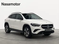 Branco Usado 2024 Mercedes GLA180 SUV | € 49.500 (Preço elevado)
