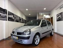Cinza Usado 2004 Renault Clio II | € 4.600 (Preço elevado)