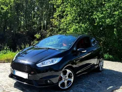 Preto Usado 2014 Ford Fiesta ST Citadino | € 10.950 (Bom preço)