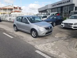 Cinza prata Usado 2011 Dacia Sandero Citadino | € 5.900