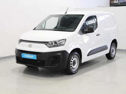 Branco Usado 2023 Fiat Doblò Monovolume | € 17.990 (Preço justo)
