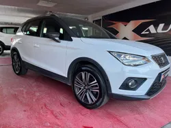 Branco Usado 2017 Seat Arona XCELLENCE SUV | € 13.250 (Preço justo)