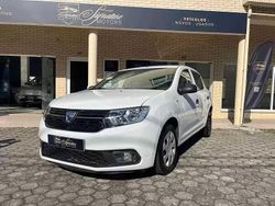 Branco Usado 2018 Dacia Sandero Citadino | € 8.900