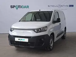 Branco Usado 2023 Fiat Doblò Monovolume | € 18.250 (Bom preço)