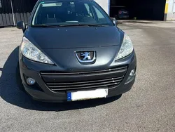 Usado 2009 Peugeot 207 Sedan | € 3.999