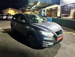 Cinza Usado 2017 Nissan Qashqai N-Connecta SUV | € 16.900 (Preço justo)
