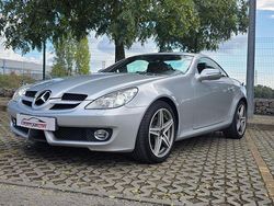 Cinza Usado 2008 Mercedes SLK200 Sport Edition Cabrios | € 16.500