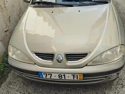 Verde Usado 2002 Renault Mégane GrandTour Carrinha | € 1.500