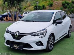 Branco Usado 2020 Renault Clio V Citadino | € 16.999 (Preço elevado)