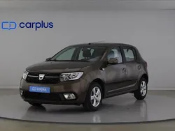 Castanho Usado 2017 Dacia Sandero Comfort Citadino | € 10.990 (Preço justo)