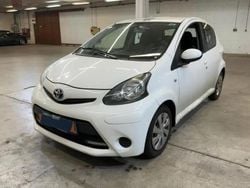 Branco Usado 2012 Toyota Aygo Citadino | € 8.490