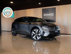 Cinzento Usado 2023 Renault Mégane | € 27.900 (Preço justo)