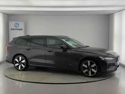 Cinza Usado 2024 Volvo V60 Plus Carrinha | € 49.490 (Caro)