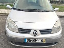 Usado 2006 Renault Scénic II Monovolume | € 1.750 (Bom preço)