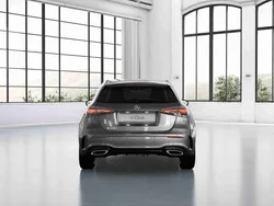 Cinzento Novo 2025 Mercedes A200 Citadino | € 48.790 (Caro)