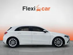 Branco Usado 2019 Mercedes A160 Style | € 21.380