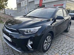 Preto Usado 2023 Kia Stonic SUV | € 17.990 (Preço justo)