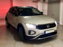 Cinzento Usado 2023 VW T-Roc SUV | € 24.900 (Preço elevado)