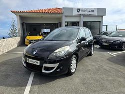Preto Usado 2010 Renault Grand Scénic III Monovolume | € 7.990 (Preço justo)